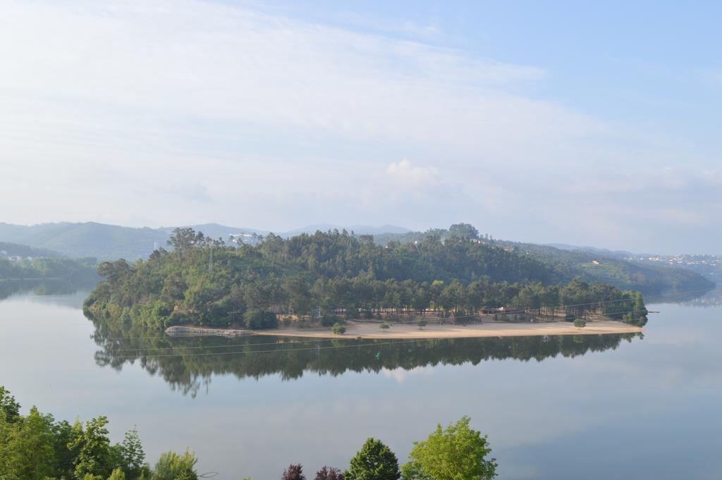 Figurino Do Douro Hotel Melres Exterior photo