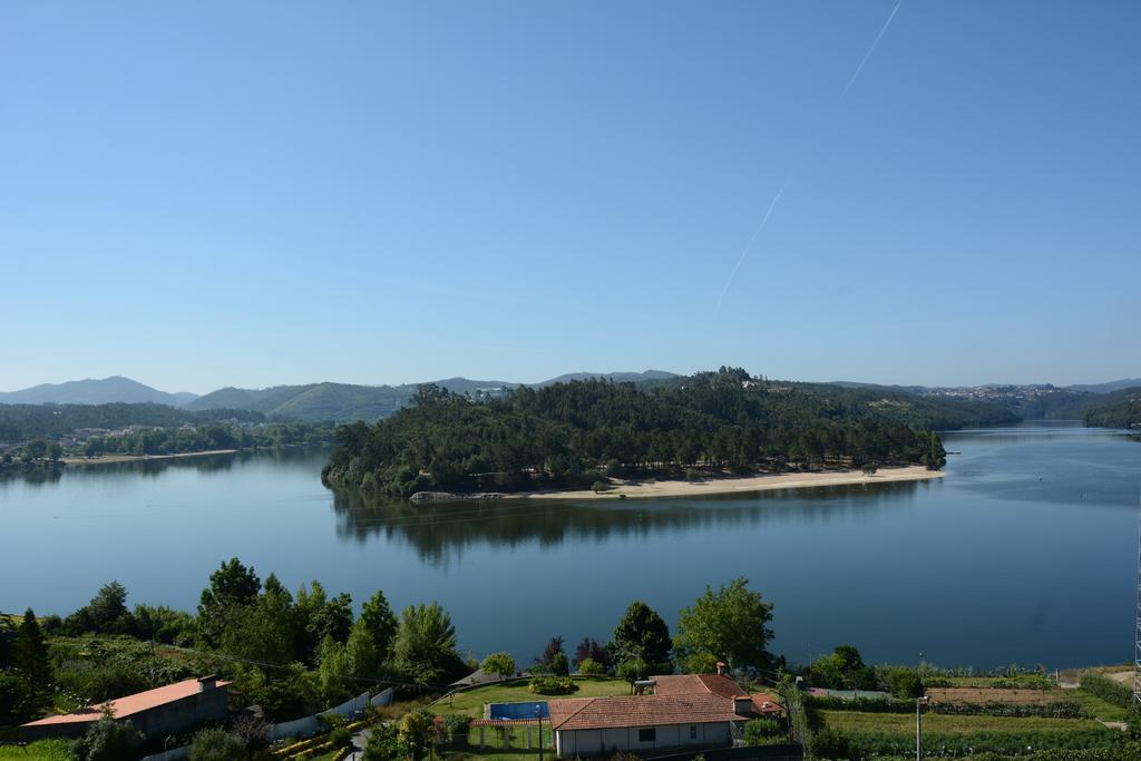 Figurino Do Douro Hotel Melres Exterior photo